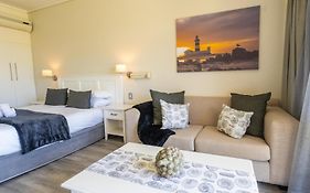 Unit 159 Brookes Hill Suites